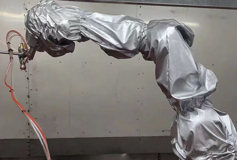 Couverture réutilisable de bras de robot protectrice pour FANUC KUKA dans l'atelier de soufflage de sable