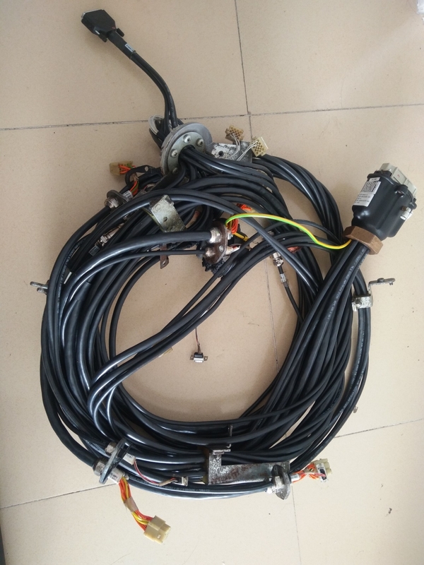 Câble robotique universel de harnais d'axe des accessoires 3HAC024386-001 Mainpulator 1-6 de robot
