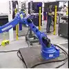6 Aixs Yaskawa Robot Arm GP180-120 avec clôture de sécurité personnalisée CNGBS comme robot de palettisation