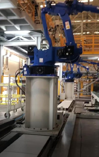 Guide linéaire du robot à entraînement au servo-moteur à courant alternatif - Installé dans 2 unités pour des applications industrielles