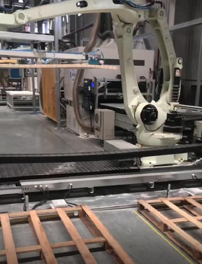 Guide linéaire du robot à entraînement au servo-moteur à courant alternatif - Installé dans 2 unités pour des applications industrielles